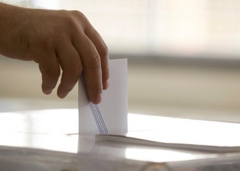 «Πρωτιά» ΝΔ δείχνουν δύο νέες δημοσκοπήσεις