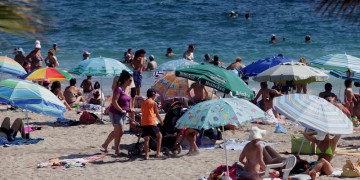 Το θερμόμετρο στους 38 και βοριαδάκι στο Αιγαίο