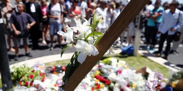Το ΥΠΕΞ δίνει πληροφορίες για τους Έλληνες στη Νίκαια