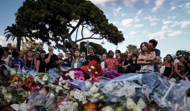 Ο ISIS ανέλαβε την ευθύνη για το μακελειό στη Νίκαια