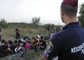 Ουγγαρία: Δημοψήφισμα για τη μετεγκατάσταση των προσφύγων στην ΕΕ