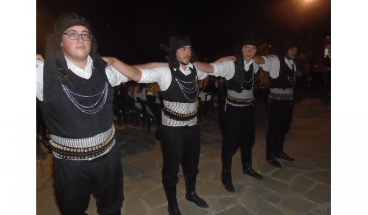 Πόντος και Κρήτη μαζί στη Νέα Χαραυγή Κοζάνης (φωτο)