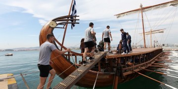 Γίνε κωπηλάτης στην τριήρη «Ολυμπιάς»