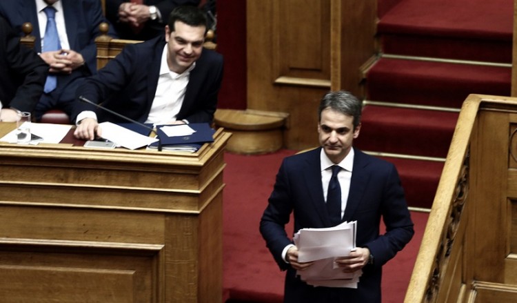 Στη Βουλή η σύγκρουση για τον εκλογικό νόμο