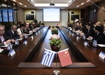 Επενδύσεις και... τουρίστες «φέρνει» από τη Σαγκάη ο Τσίπρας