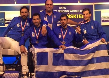 Χρυσά μετάλλια σε ξιφασκία με αμαξίδιο και ποδηλασία δρόμου