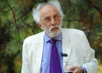 Λυκουρέζος: Καταθέτει αγωγή κατά της Κατερίνας Παπακώστα
