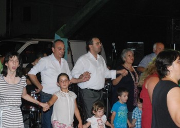 Ο δήμαρχος που δεν σταμάτησε να χορεύει ποντιακά…
