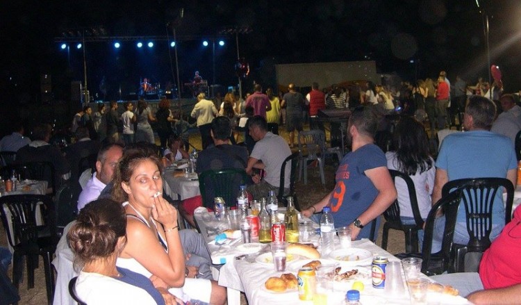 Με ποντιακά τα 18α Δημήτρεια Δαφνώνα (φωτο)