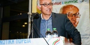 Δήμαρχος έγινε οδηγός ασθενοφόρου για να σώσει νεαρό τραυματία