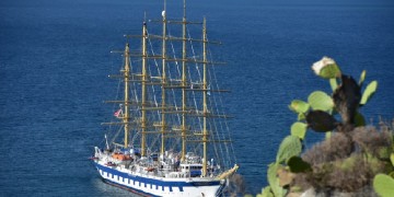 Το μεγαλύτερο ξύλινο ιστιοφόρο στον κόσμο βρίσκεται στο Ναύπλιο