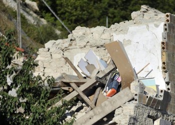 Ιταλία: Σβήνουν οι ελπίδες για επιζώντες στα ερείπια