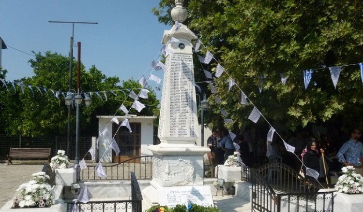 Εκδηλώσεις μνήμης για τη σφαγή στο Κομμένο Άρτας παρουσία Τσίπρα