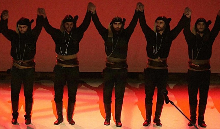 Αέρας Ολυμπιάδας στην Άνδρο από τους «Αργοναύτες-Κομνηνούς» (φωτο, βίντεο)