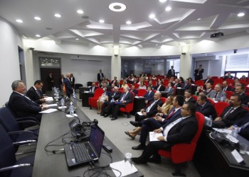 Διπλωματικός μαραθώνιος στα Σκόπια για το όνομα – Οι επαφές Κοτζιά