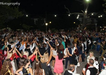 «Βούλιαξε» η Νέα Μάδυτος από τα πολιτιστικά σωματεία (φωτο, βίντεο)