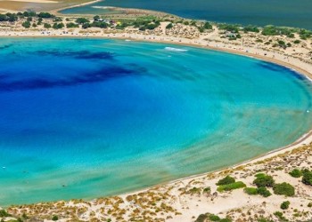 Οι ελληνικές θάλασσες είναι από τις καθαρότερες στην ΕΕ