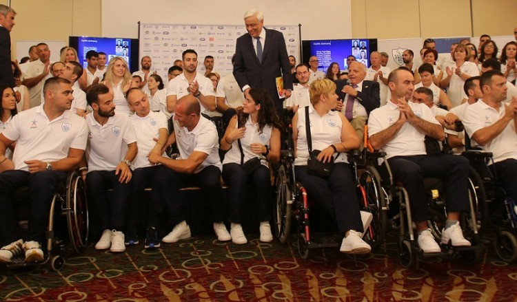 Ο Πρόεδρος της Δημοκρατίας με τους αθλητές των Παραολυμπιακών του Ρίο