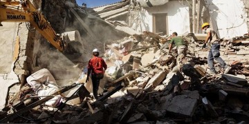 Ιταλία: Εθνικό πένθος για τους 281 νεκρούς από τον ισχυρό σεισμό