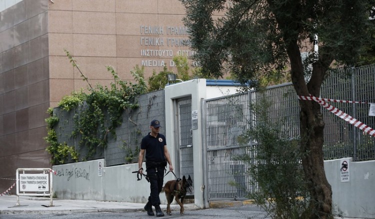 Σιγή ασυρμάτου για τηλεοπτικές άδειες