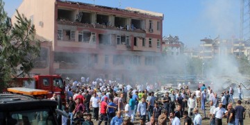 Μπαράζ βομβιστικών επιθέσεων στην Τουρκία
