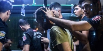 Ποιοι είναι οι 11 κομάντο που συνελήφθησαν στην Τουρκία