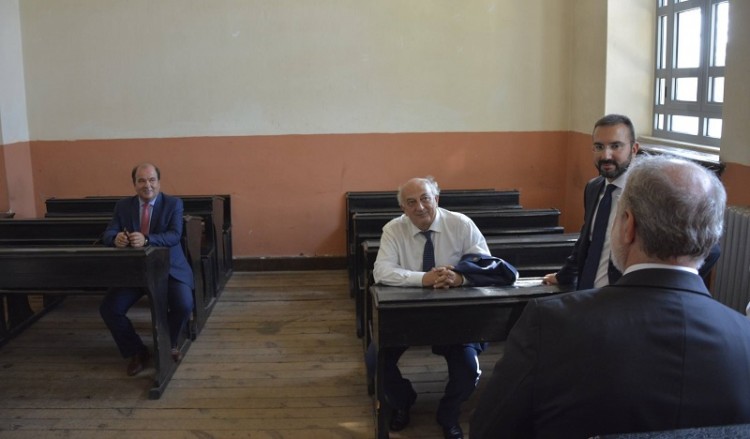 Στα θρανία της Θεολογικής Σχολής Χάλκης ο Γιάννης Αμανατίδης (φωτο)