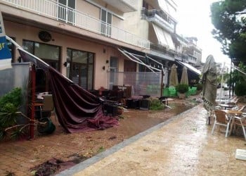 Μεγάλες καταστροφές από τον ανεμοστρόβιλο στην Ηλεία (βίντεο) - Media Gallery