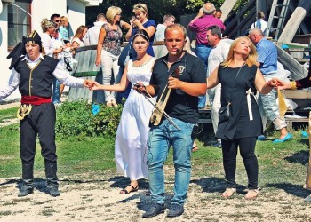 Винодельческий дом Каракезиди: праздник урожая «Виноградная лоза» на Кубани (фото)