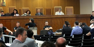 Ξεκινά και πάλι η δίκη της Χρυσής Αυγής