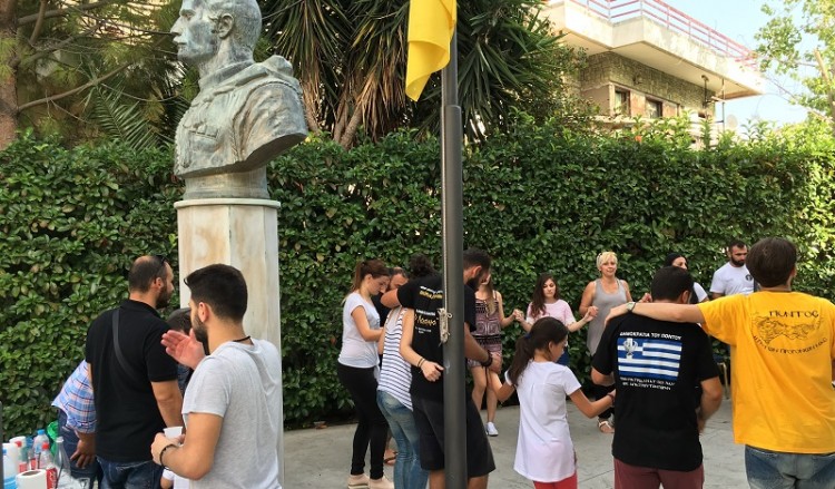 Έστησαν γλέντι αντί για πρόβα στον «Καπετάν Ευκλείδη» Αχαρνών (φωτο, βίντεο)