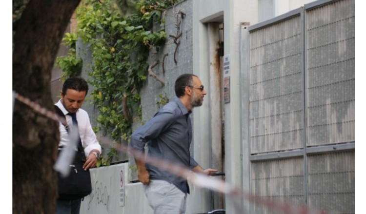 Πυρ ομαδόν κατά της κυβέρνησης μετά την αποχώρηση Καλογρίτσα