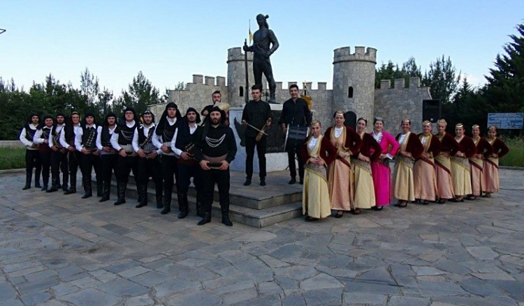 Η «Εύξεινος Λέσχη Νέας Χαραυγής Κοζάνης» σε φεστιβάλ χορού στην Κύπρο