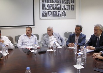 Σέντρα στις 10 Σεπτεμβρίου «έδειξε» η συνάντηση Κοντονή-Super League