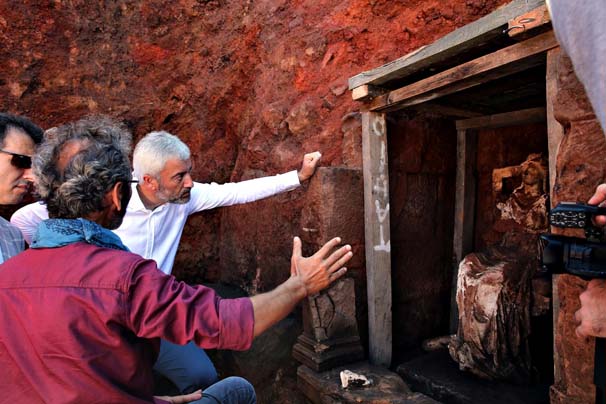 Απίστευτη αρχαιολογική ανακάλυψη – Άγαλμα της θεάς Κυβέλης στα Κοτύωρα (φωτο) - Media Gallery