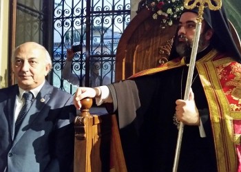 Μετά από 94 χρόνια ενθρονίστηκε στην Σμύρνη νέος μητροπολίτης (φωτο-βίντεο)