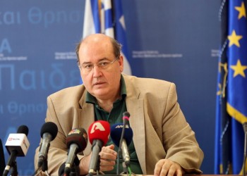 Μετάνοια Φίλη μετά το άδειασμα από Μαξίμου για τα Θρησκευτικά