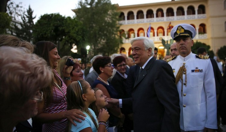 Ο Πρόεδρος της Δημοκρατίας τίμησε το «Μπλόκο της Κοκκινιάς» (φωτο)