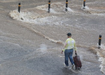 Τοπικά ισχυρές βροχές και καταιγίδες από σήμερα