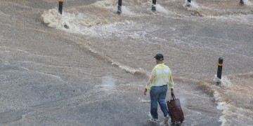 Τοπικά ισχυρές βροχές και καταιγίδες από σήμερα