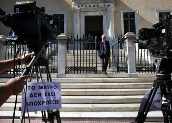 Και τυπικά αντισυνταγματικός ο νόμος Παππά για τις άδειες