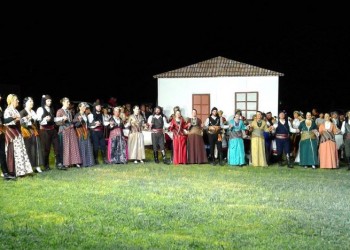 Νέα σεζόν για τα χορευτικά της Ευξείνου Λέσχης Τρικάλων