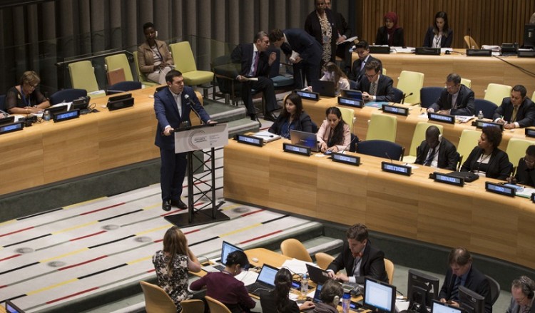 Τσίπρας: Αν αποτύχουμε στο προσφυγικό θα δώσουμε χώρο σε εθνικιστικές και ξενοφοβικές δυνάμεις