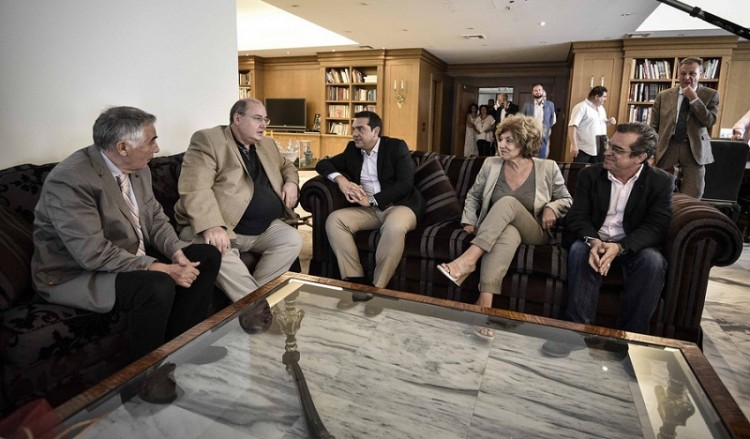 Ο Τσίπρας έβαλε... 20 στον Φίλη!