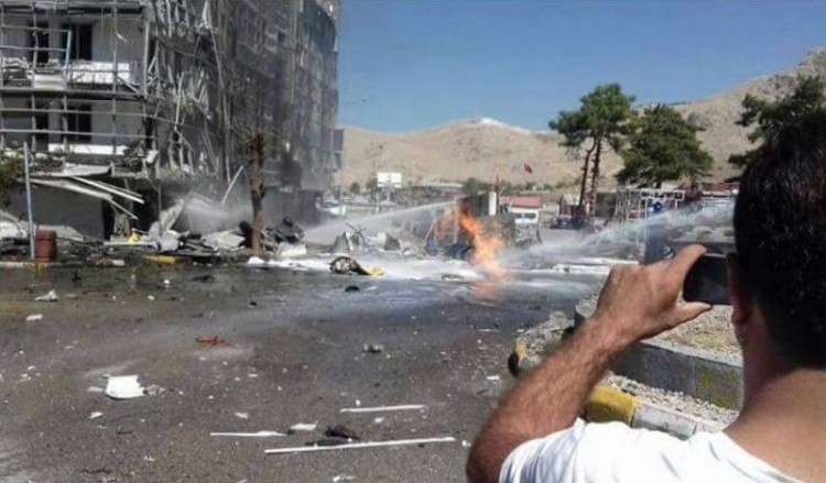 Ισχυρή έκρηξη στην πόλη Βαν της Τουρκίας (φωτο)