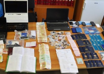 Εξαρθρώθηκε κύκλωμα που διακινούσε μετανάστες