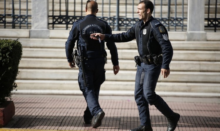 Φάρσα το τηλεφώνημα για βόμβα στο Ταμείο Παρακαταθηκών και Δανείων