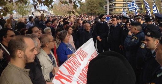 Διαμαρτυρίες κόντρα σε πλειστηριασμούς και μνημόνια, δίπλα στις παρελάσεις