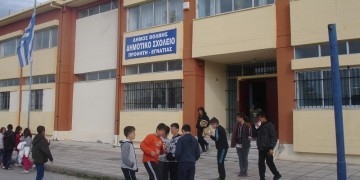Αντισυνταγματικές οι αλλαγές Φίλη στο πρόγραμμα των Θρησκευτικών