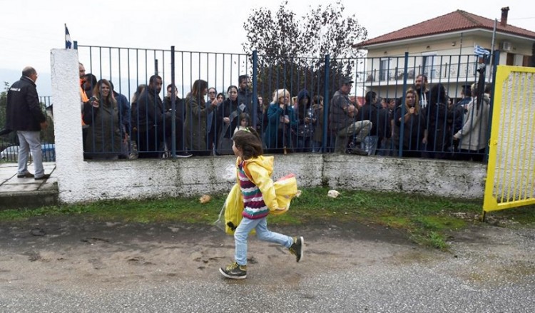 Δήμαρχος Βόλβης: Οι γονείς στον Προφήτη δεν είναι ρατσιστές
